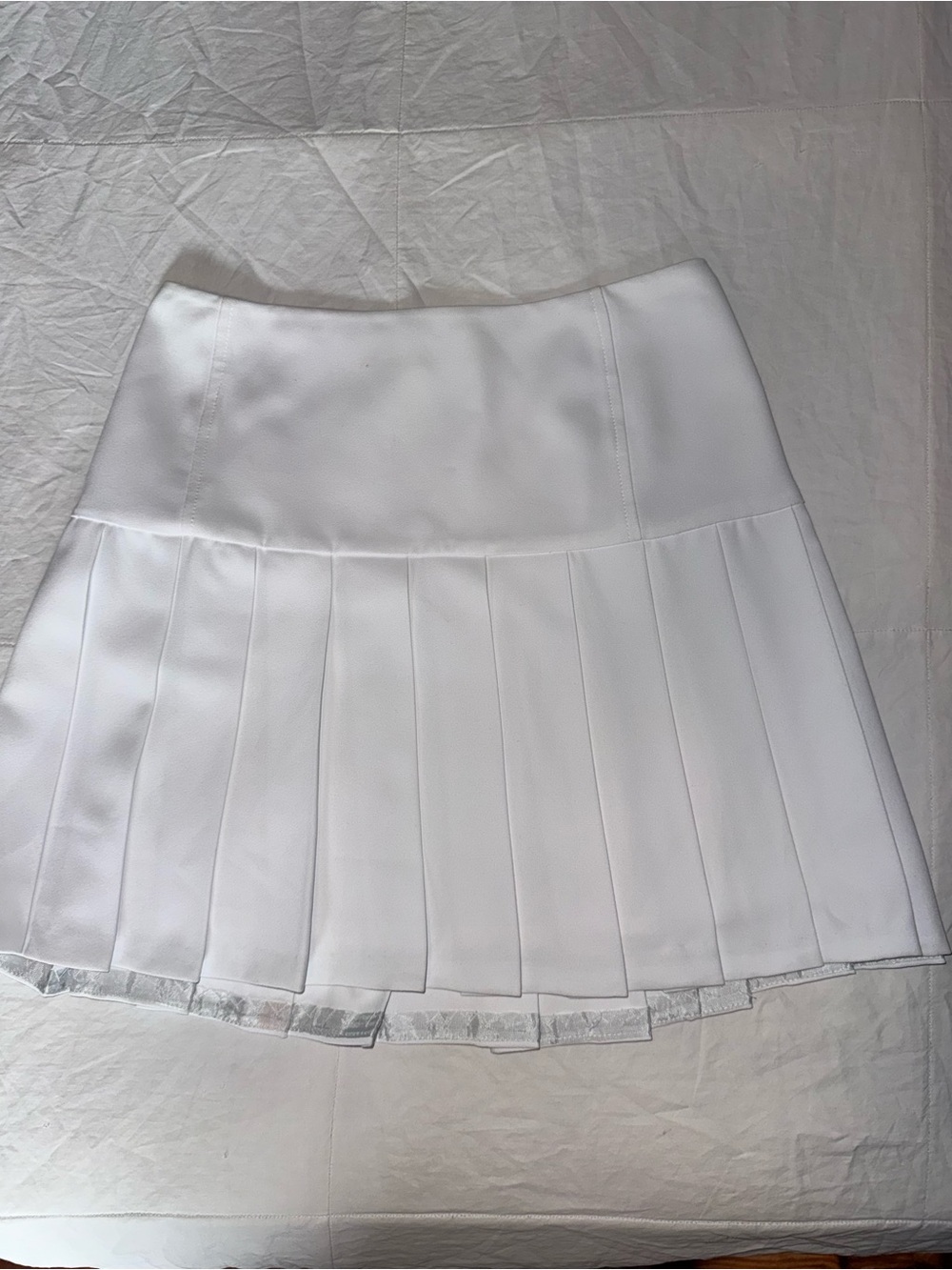 Alice + Olivia White Pleated Mini Skirt with Structured Waist